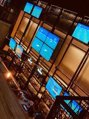 Dalluna Restaurante & Sports Bar