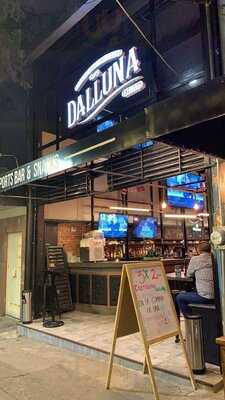 Dalluna Restaurante & Sports Bar