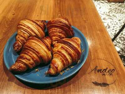 Andeo Pan & Café