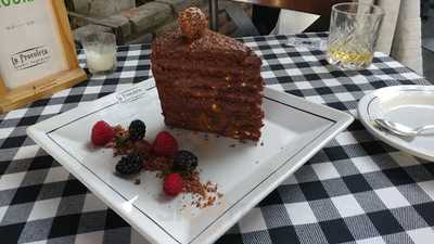 Sabores By Alex Capalvo