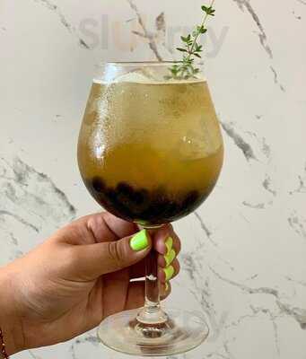 La Coffeeteria Bistro