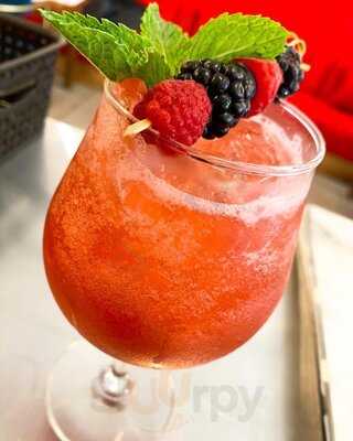 La Coffeeteria Bistro