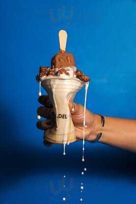 Trdelnikcln Rolling Bakery