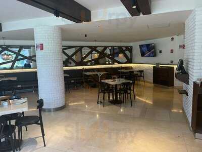 Restaurante Garabatos Napoles