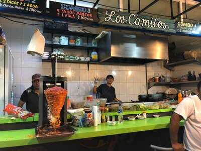 Los Camilos