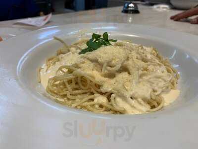 Cantina Salon Casino