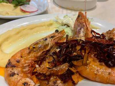 Cantina Salon Casino