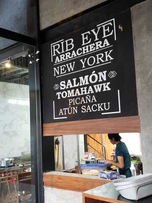 Burgués Urban Grill