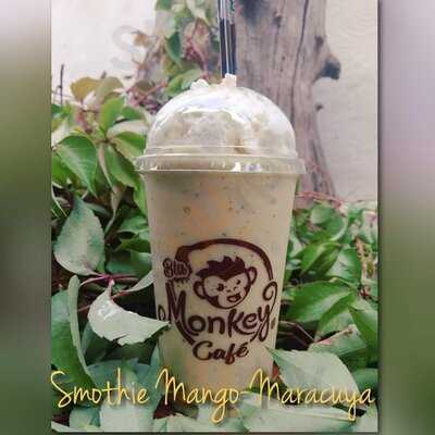 Blu Monkey Café