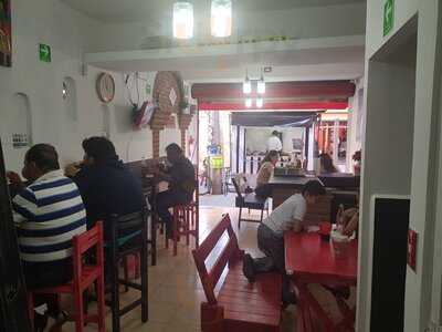 Taquería Rudo Y Ligero