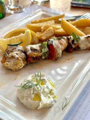 Mythos Estiatorio Santa Fe