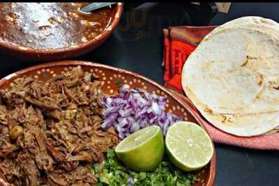 Oveja Negra Pizz & Birria