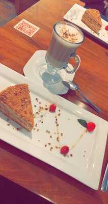 Kolobok Napoles Restaurante Ruso