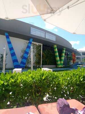 Habibi At The Grand Moon Palace