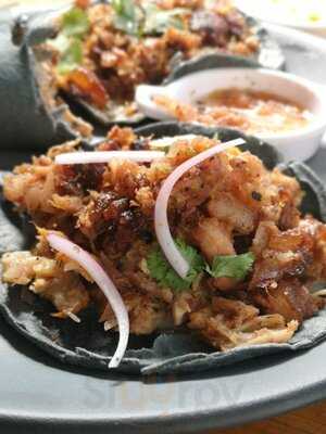 Los Chamorros De La Abuela