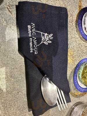 Avec Amour - Bistro Fusion