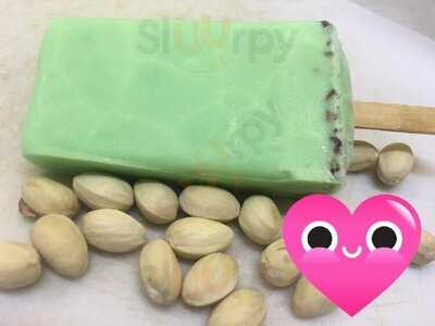 Peletería Y Nevería Con Alma Michoacana