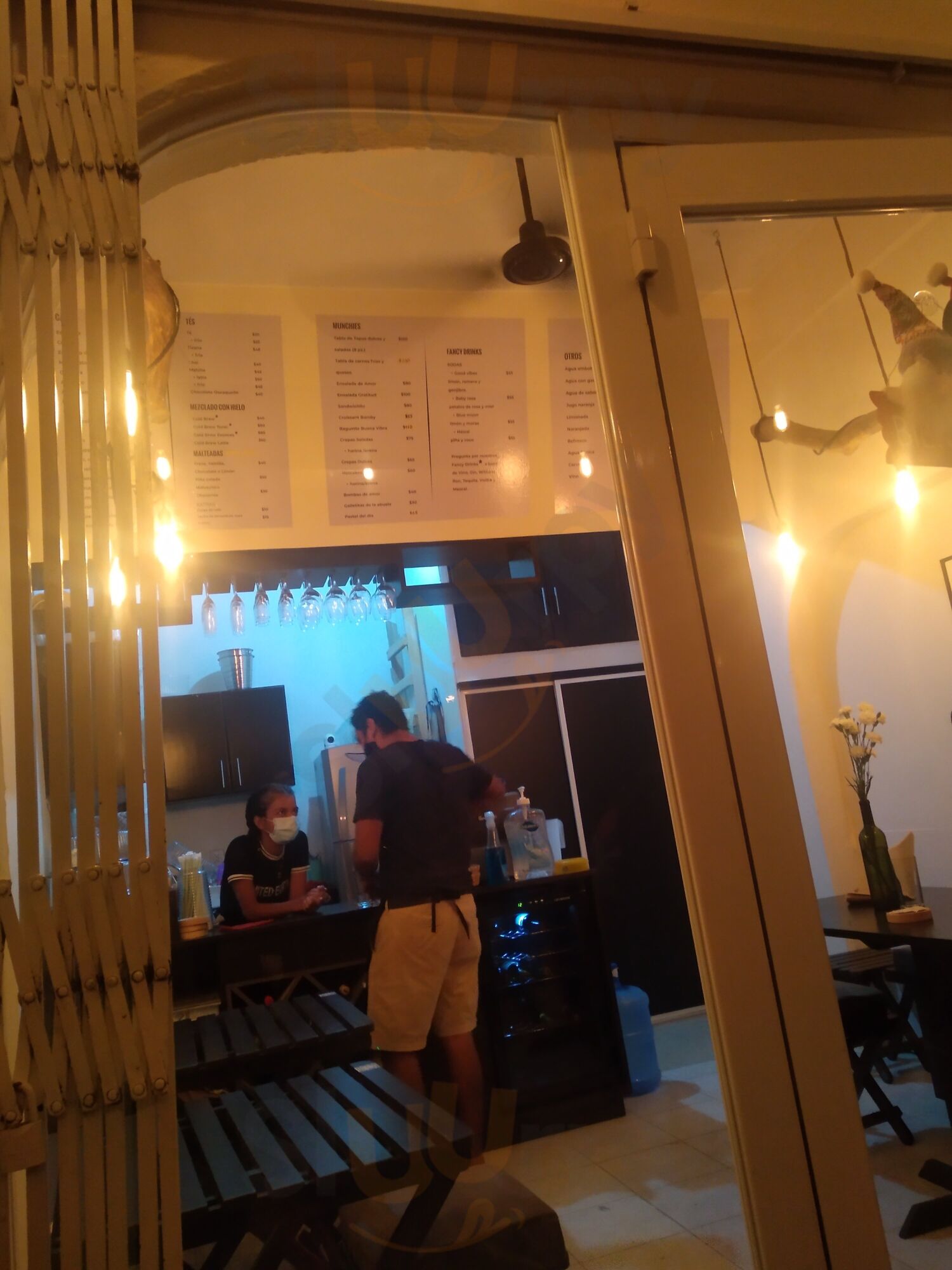 Once Once Coffee Bar