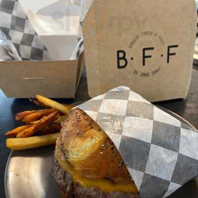 Bff, Burgers, Fondue & Fries