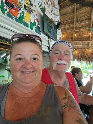 Dons Tacos & Burritos