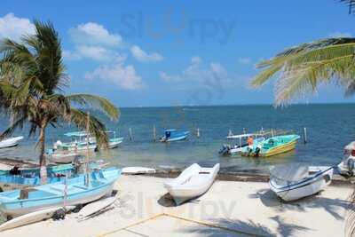 Pacho's Club Nautico