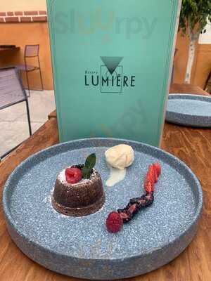 Bistro Lumiere