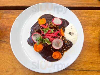 Yunaites Menjurjes Pueblerinos