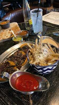 Colmillo Puerta De Hierro