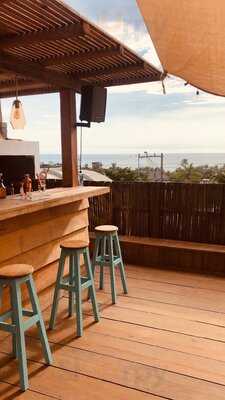 Los Amigos Rooftop