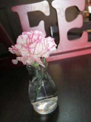 Peregrino Café Bistro