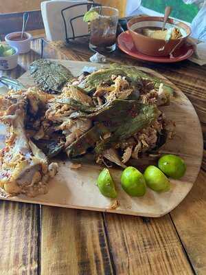 El Rey Pollos En Penca De Maguey