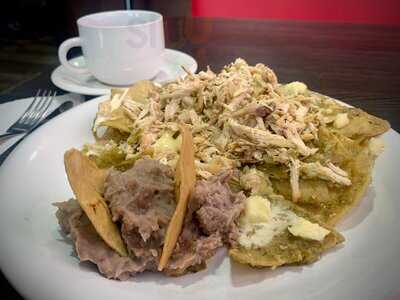 Mauro's Café & Diner