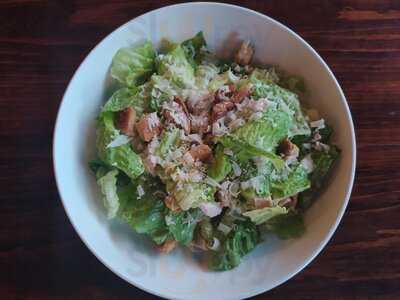 Sasha's Urban Bistro