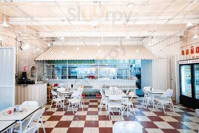 Lupe Candor - Taquería