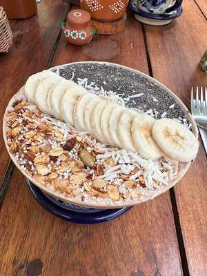 Carolin Cacao Cafe & Gelato