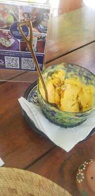 Carolin Cacao Cafe & Gelato