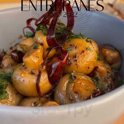 Entrepanes Bistro