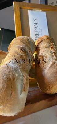 Entrepanes Bistro