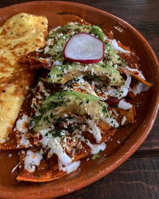 Amor & Comida: Café Bistro Tj