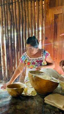 Aldea Xbatun Cocina Ancestral