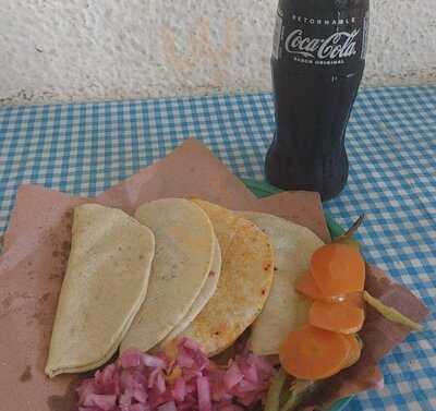 Tacos De Canasta Doña Guille Desde 2003