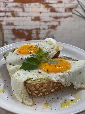 Tiebele Cafetería