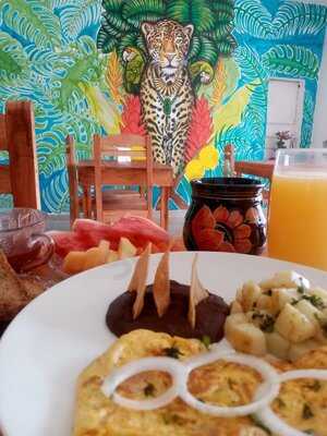 Madanos Cocina Mexicana