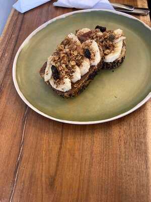 Yogui - Arte Y Café