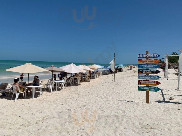 Los Boquinetes Restaurante & Club De Playa