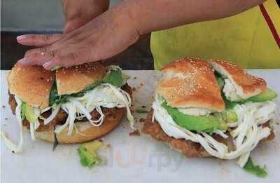 La Antojería Poblana De Doña Rebe