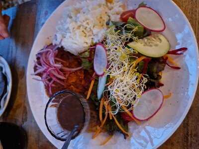 Pak'al Fresh Cuisine