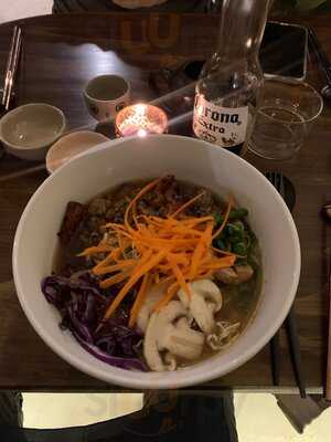 Wok'ando Cocina Casual