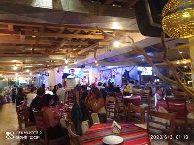 El Lugar Del Mariachi