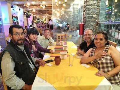 El Lugar Del Mariachi